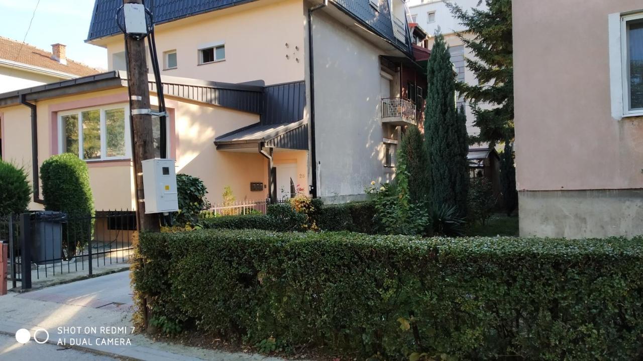 Studio House - Getaway ビトラ エクステリア 写真